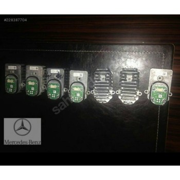 MERCEDES ÇIKMA PARÇA  205 KASA C180-SLK-ML- E 212-LEDLİ SİNYAL BEYNİ